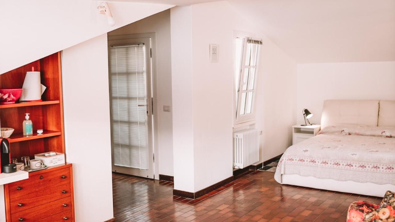Casa Zoe Διαμέρισμα Lezzeno Εξωτερικό φωτογραφία